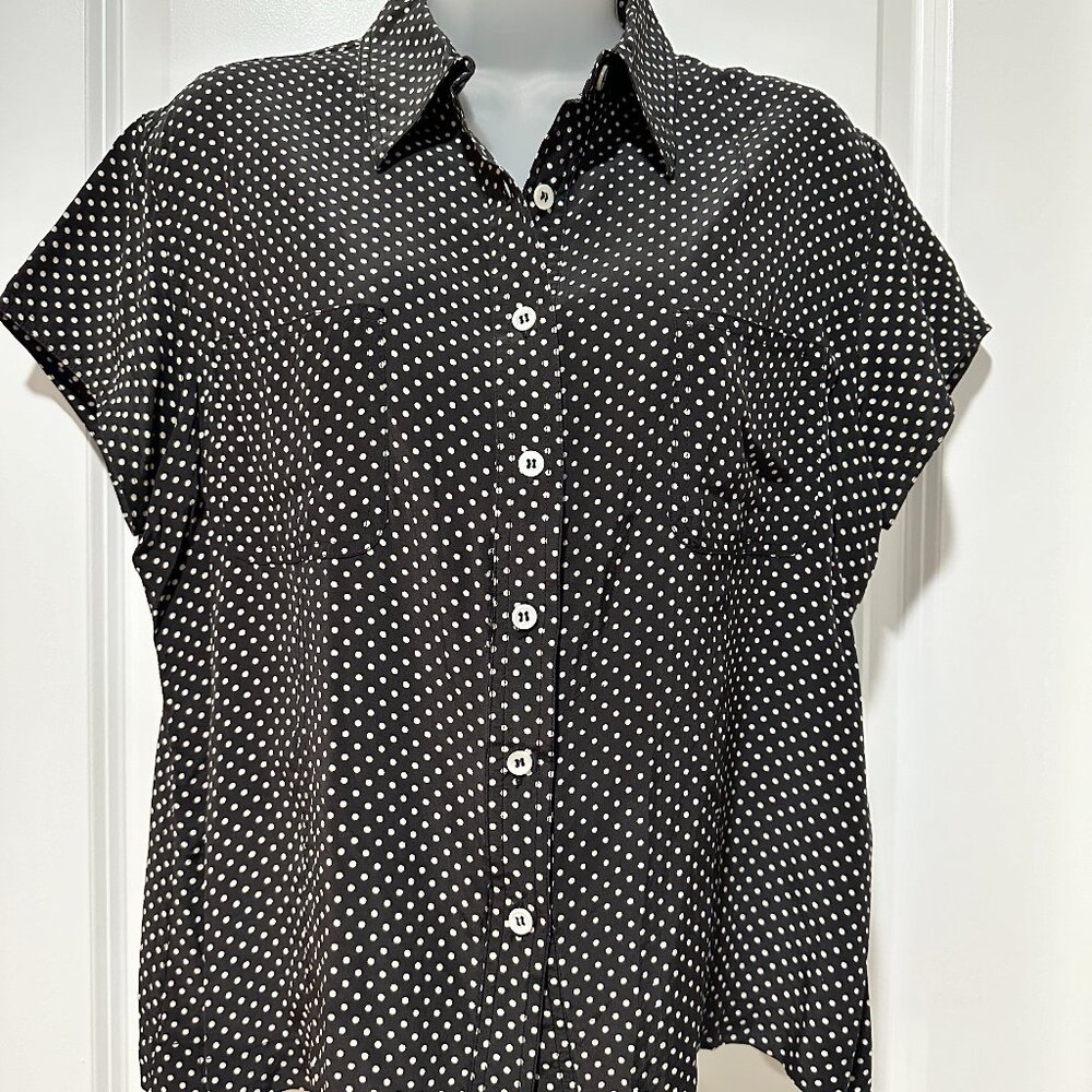 Barami Button Down Black Polka Dot Short Sleeve Silk Top, Size L